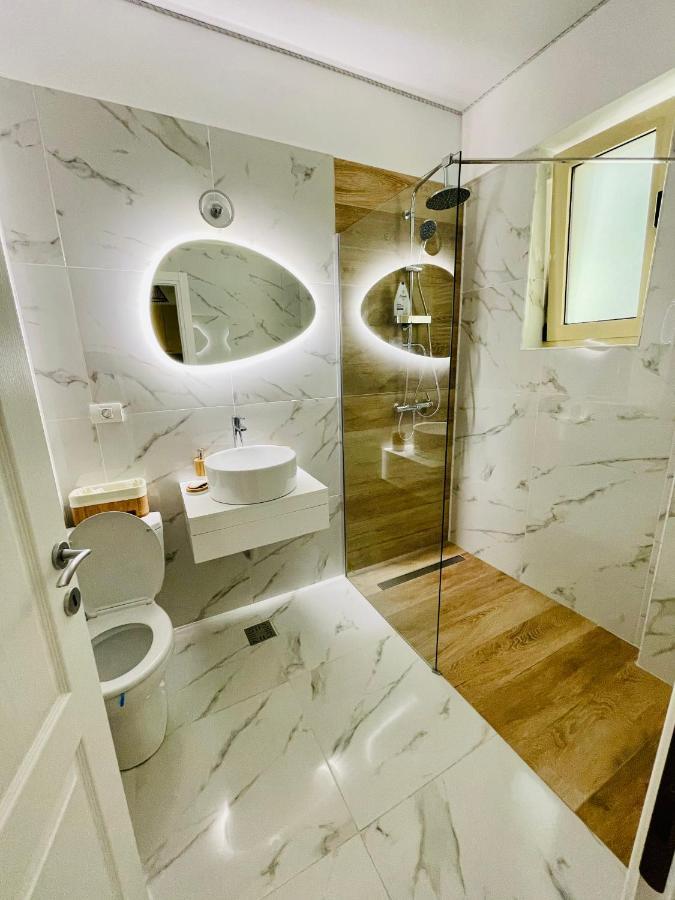 شقة Luxury Studio - Maison 103 - Stefan Building Complex Năvodari المظهر الخارجي الصورة